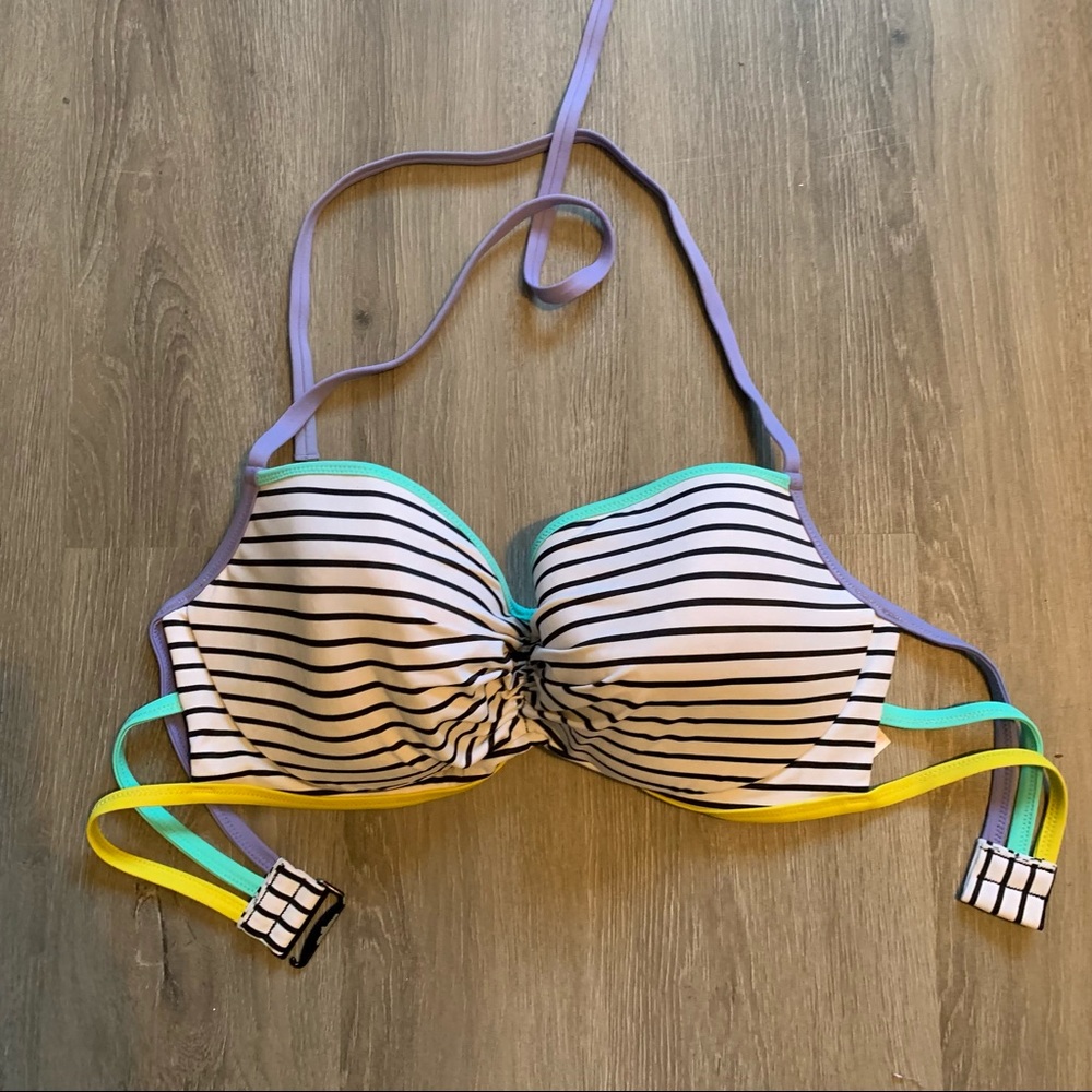 Bikini top